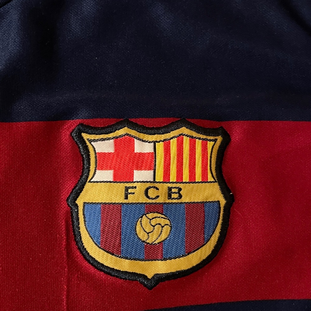 MESSI Jersey - Picture 4 of 12